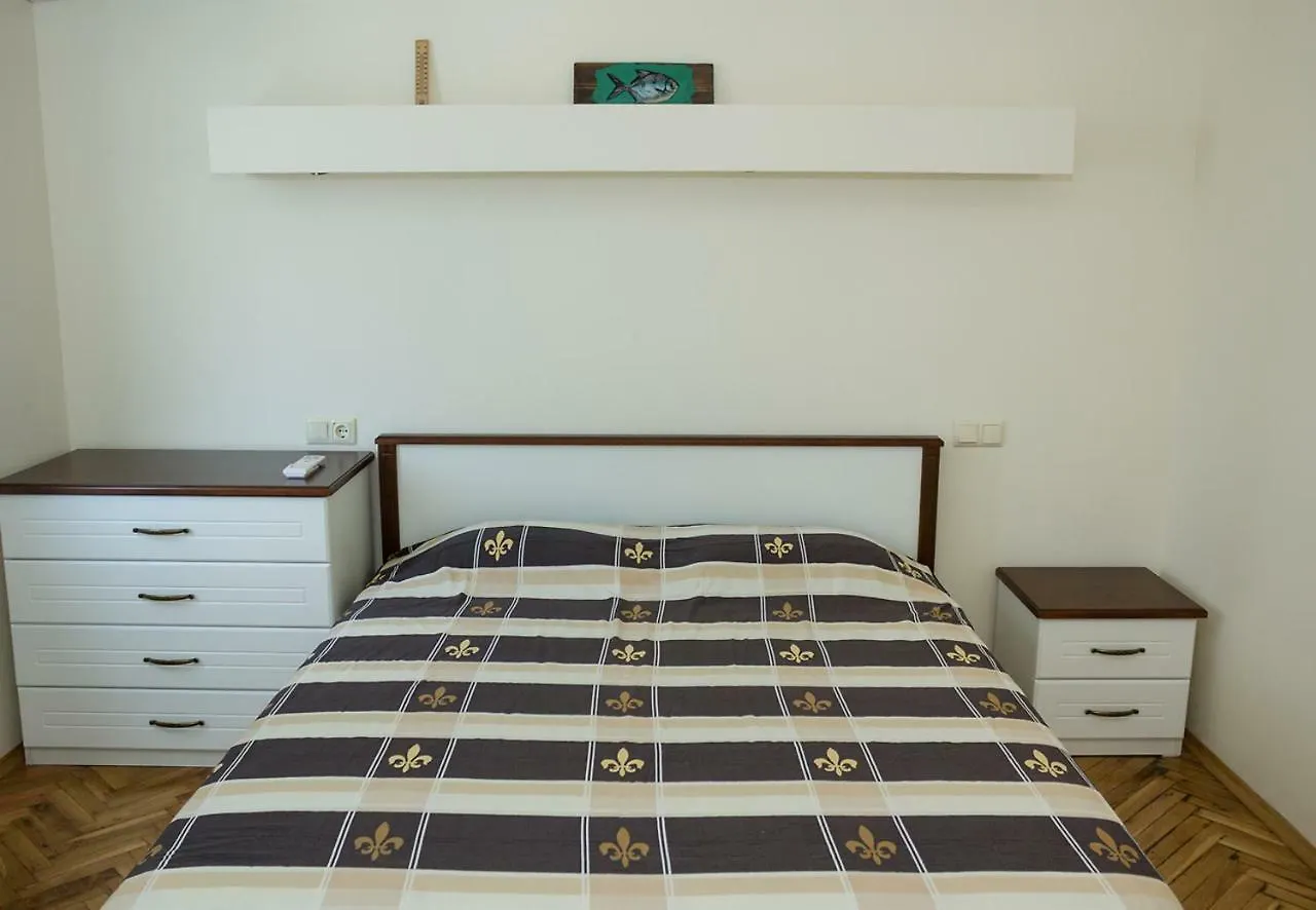 Just Like Home - New 1-Bdr Apt Near City Center Varna Apartment