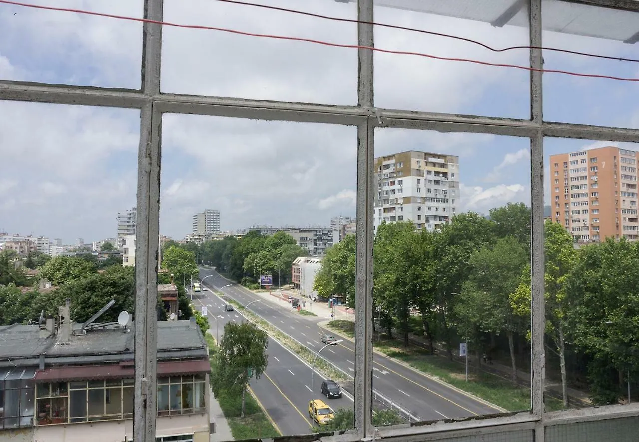 Just Like Home - New 1-Bdr Apt Near City Center Varna Apartment